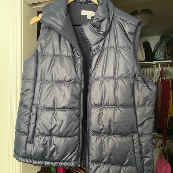 New York & Company Jackets & Blazers - Classic New York & Co Puffer Vest